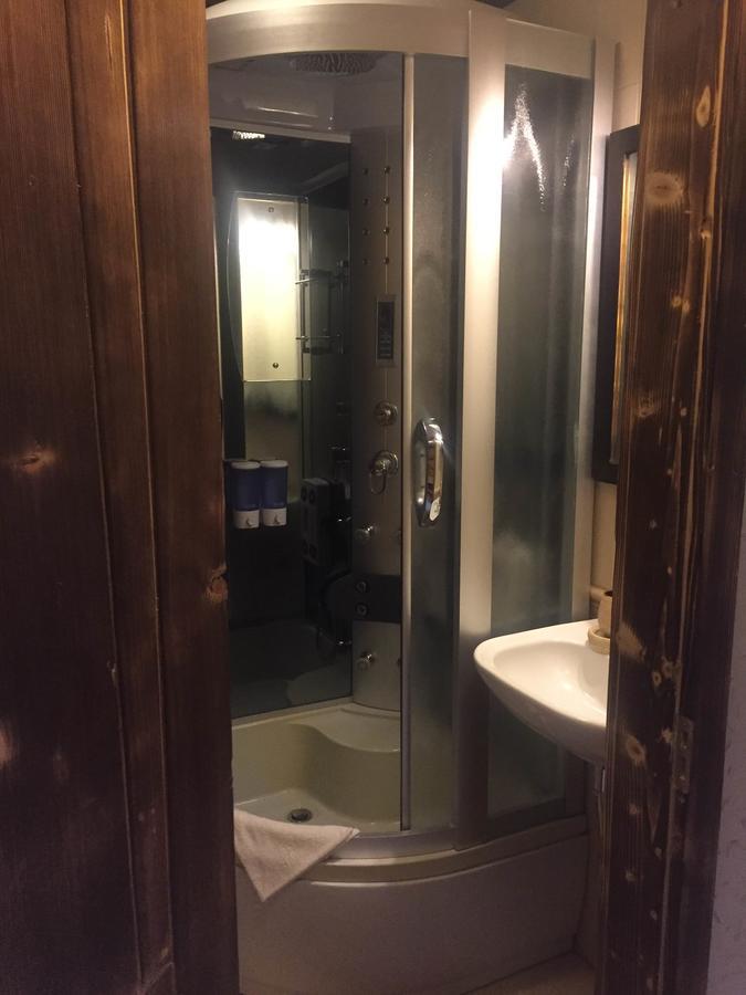 Roksolana Hotell Izki Exteriör bild